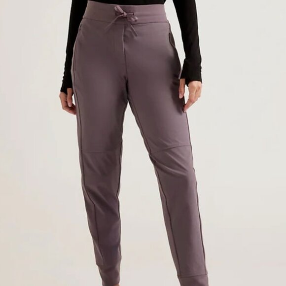 Athleta Headlands Hybrid Trek Jogger Womens16 Petite Dusk Violet, Like New - Picture 1 of 5